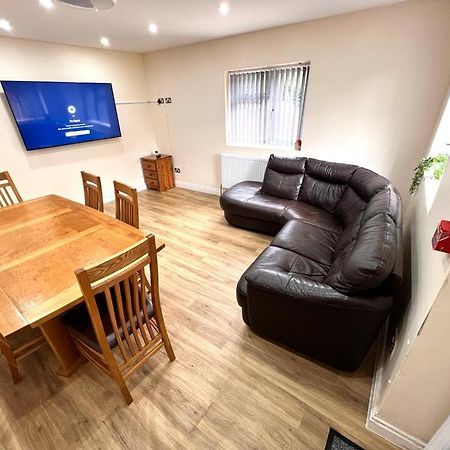 Nines Of Elegance At Castle Road Apartment Birmingham Ngoại thất bức ảnh